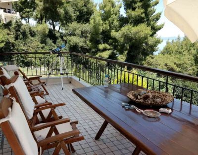 Rianna Holiday House