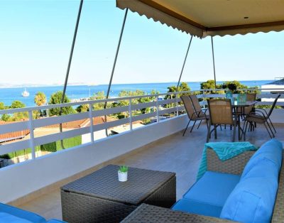 Aquamarine Apartment