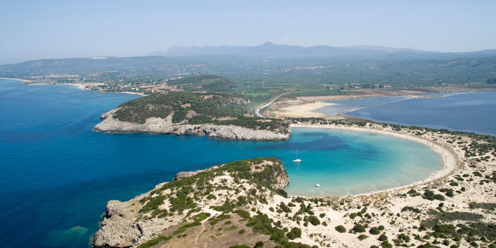 The best resorts & beaches of Peloponnese Greece - My Greek Holidays