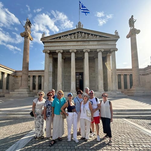 Review Jenia 500 x 500